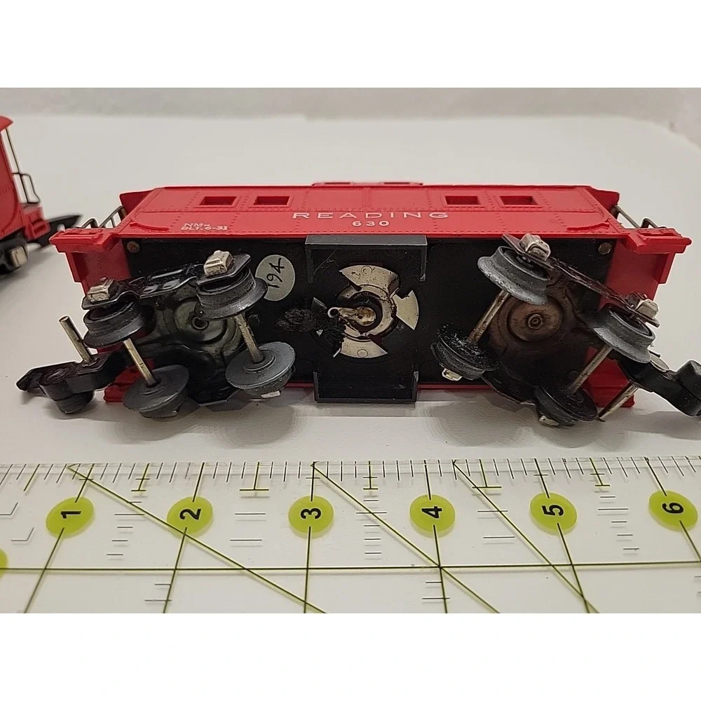 Lot of 3 American Flyer S 630 Reading Red Illuminated Caboose Train Cars